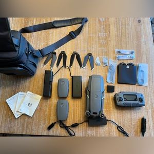 Dji Mavic Zoom 2 Fly More Combo Pack